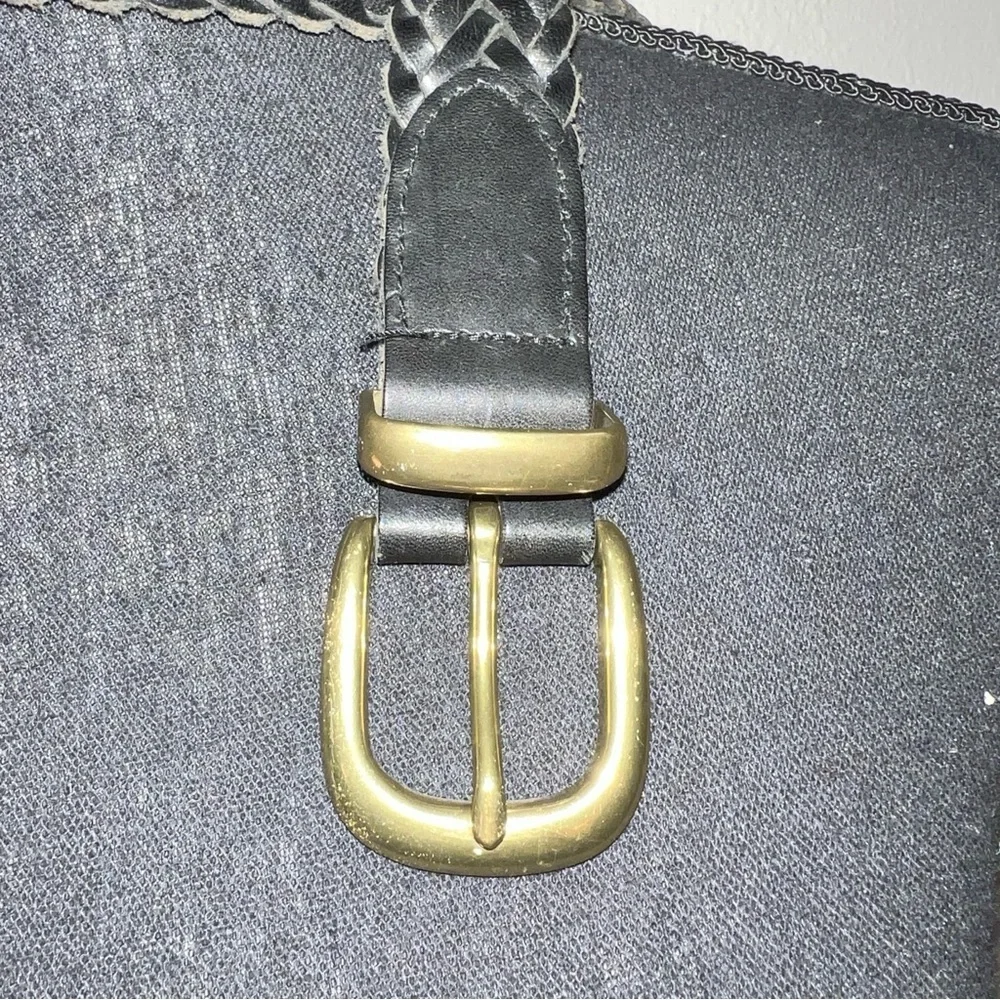 Men’s Black Braided Leather Belt Brass Colored Buckle Size 40